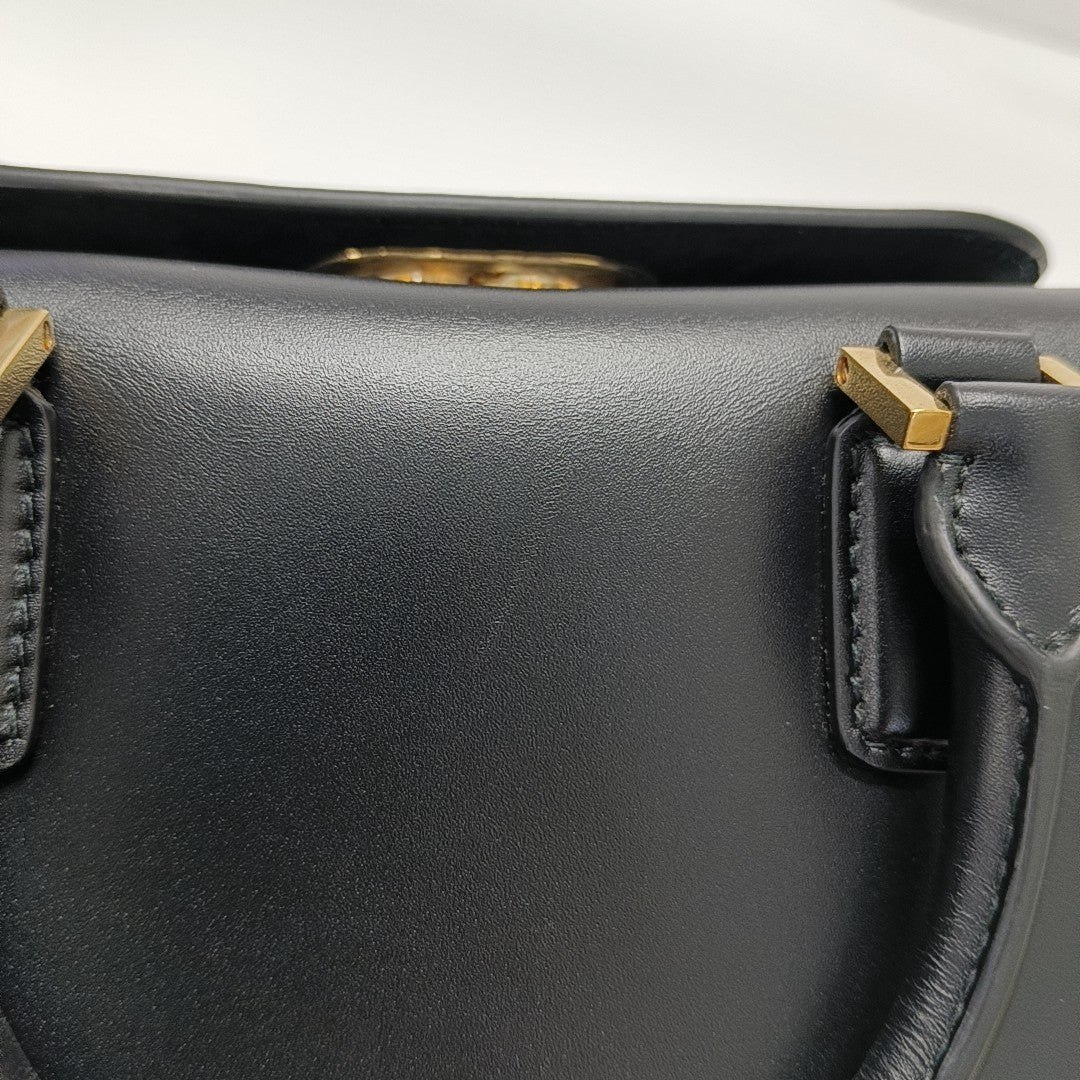 Calfskin Shoulder Bag Black