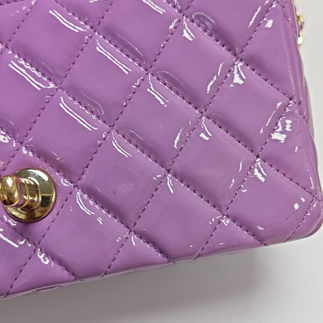 CLASSIC FLAP Mini Quilted Patent Leather Purple