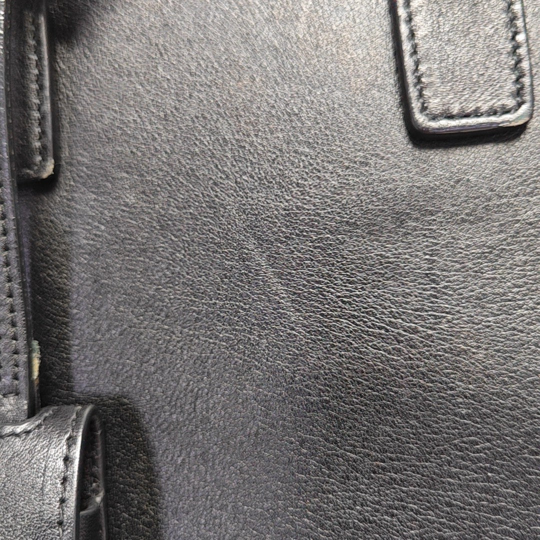 SAC DE JOUR Nano Calfskin Black