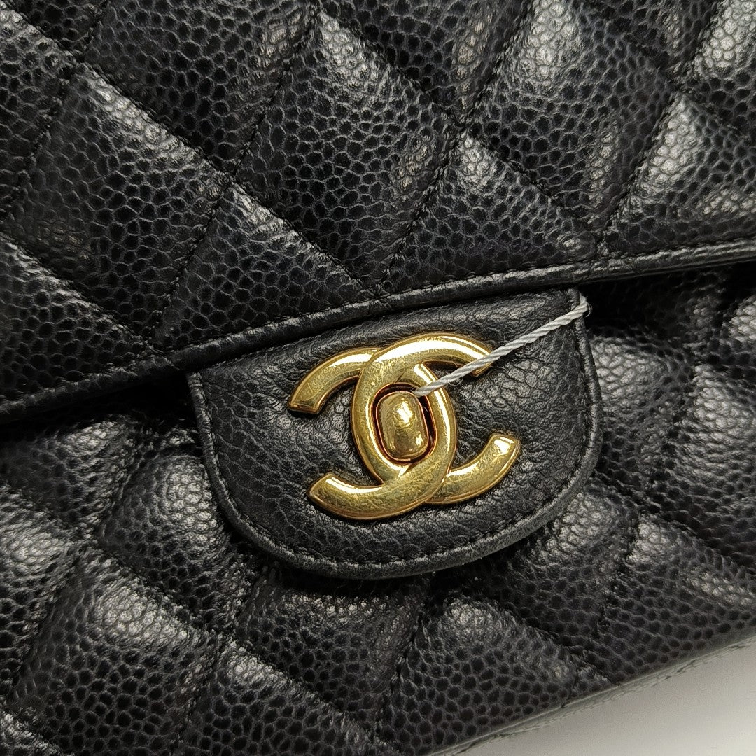 CLASSIC FLAP Medium Quilted Grained Calfskin Black