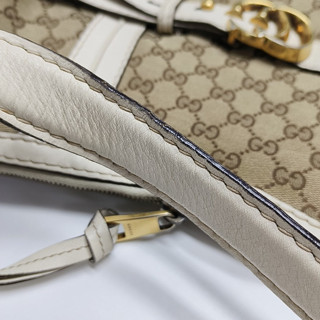 Monogram Canvas Brown