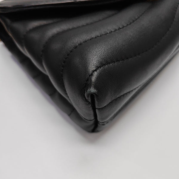NEW WAVE Quilted Calfskin Black