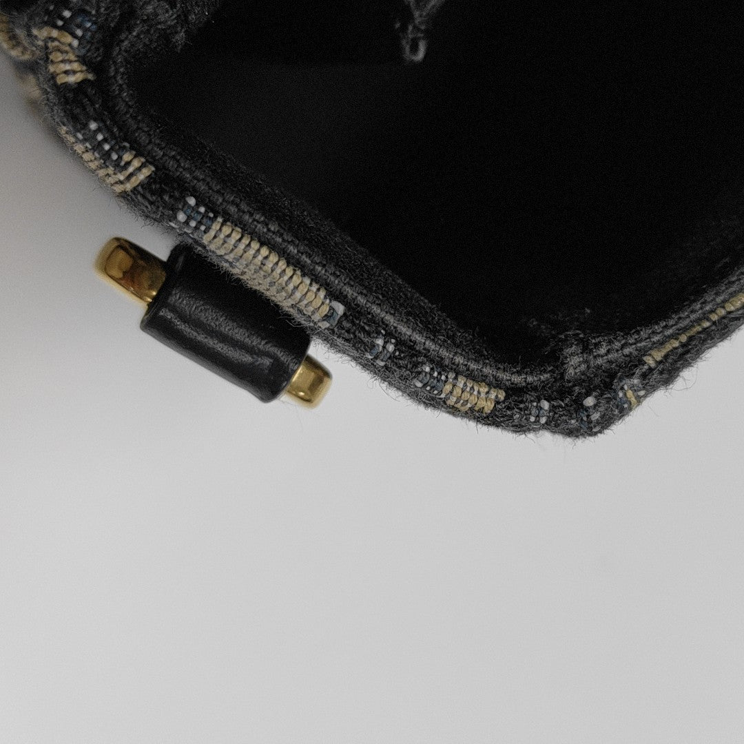 30 Montaigne Mini Oblique Canvas Blue