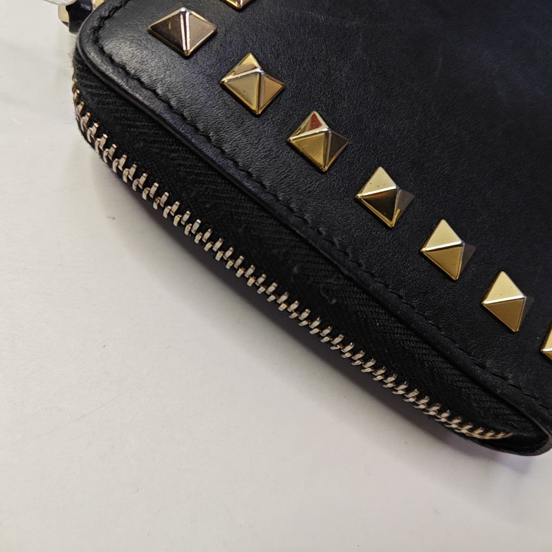 Cartera Rockstud de piel de ternera negra