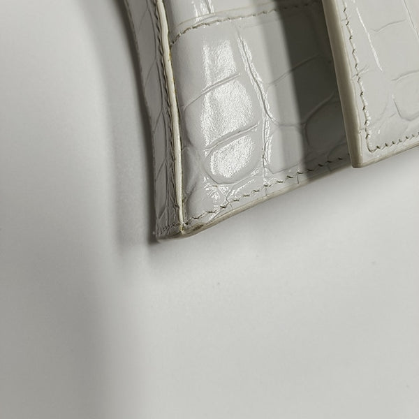 Hourglass Wallet On Chain Mini Calfskin White