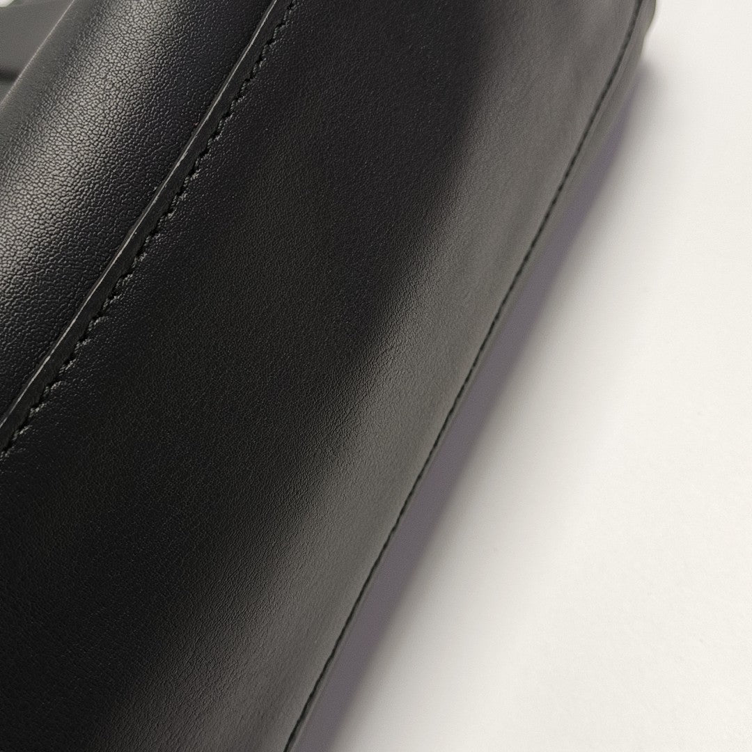 Calfskin Tote Bag Black