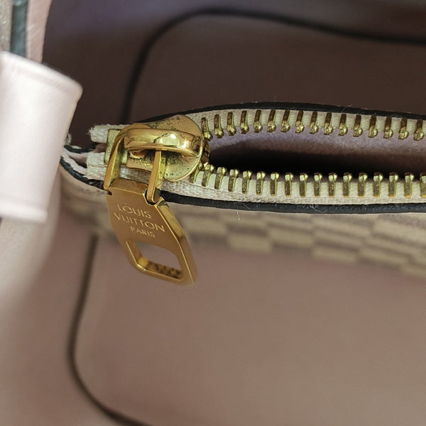 NÉONOÉ MM Damier Azur Coated Canvas White