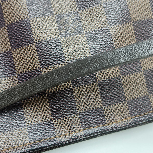 TROUSSE MAKE UP Damier Ebene Coated Canvas Brown
