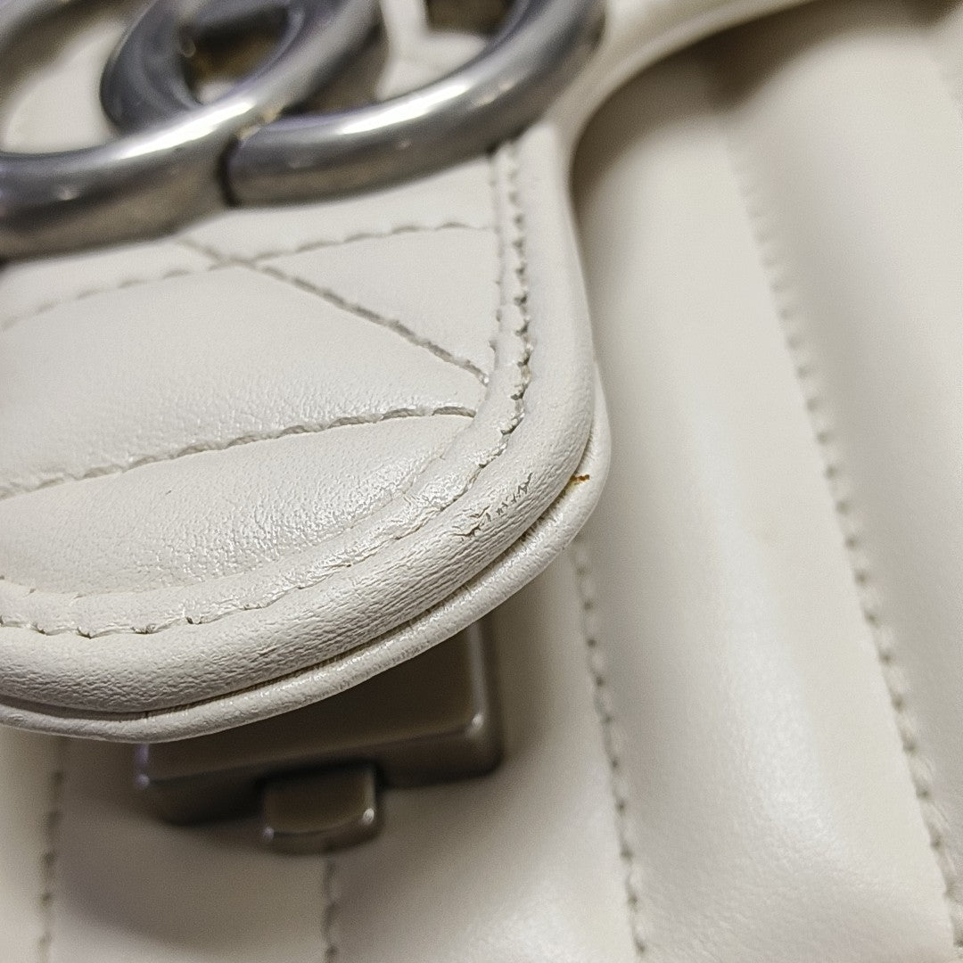 GG Marmont Medium Quilted Calfskin White