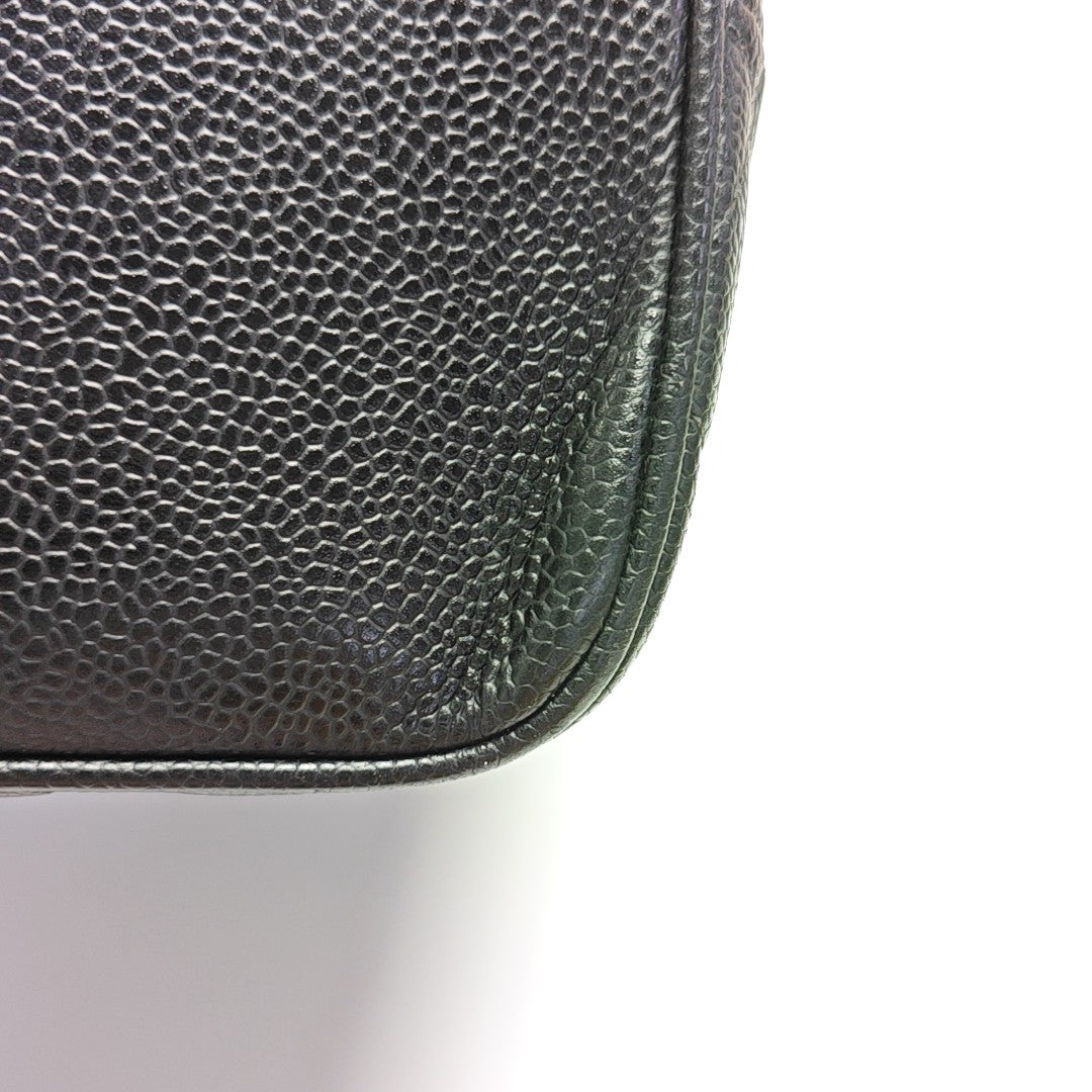 Authenticated pre-owned  MEDALLION Quilted Calfskin Black - Shoulder Bag at Looply