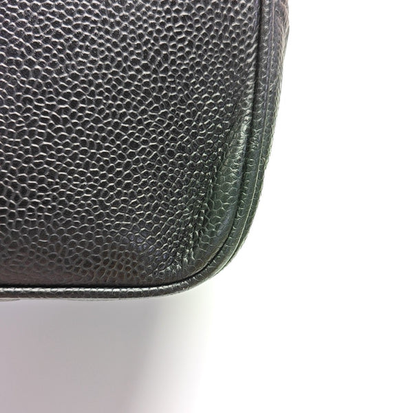 Authenticated pre-owned  MEDALLION Quilted Calfskin Black - Shoulder Bag at Looply