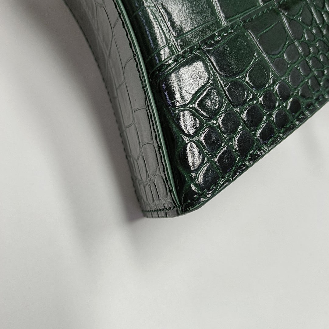 Hourglass XS Calfskin Green