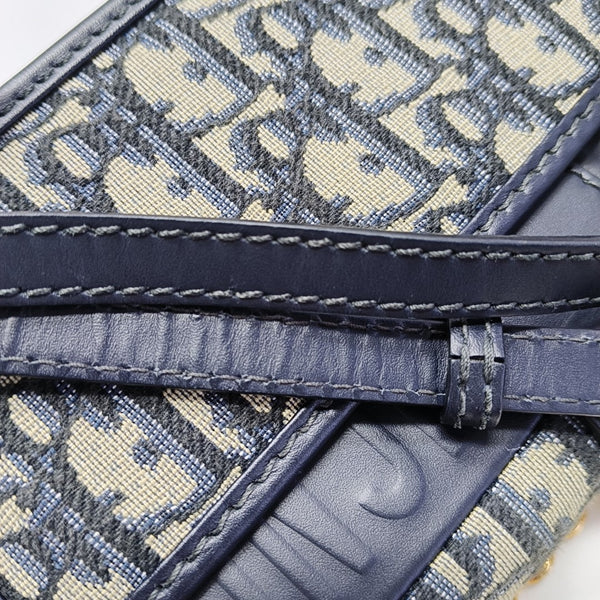 30 Montaigne East-West Oblique Canvas Blue