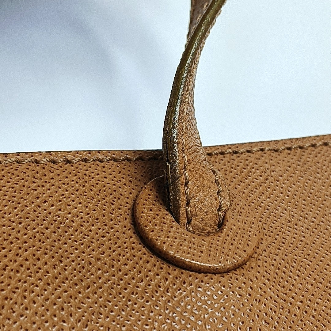 Grained Calfskin Brown