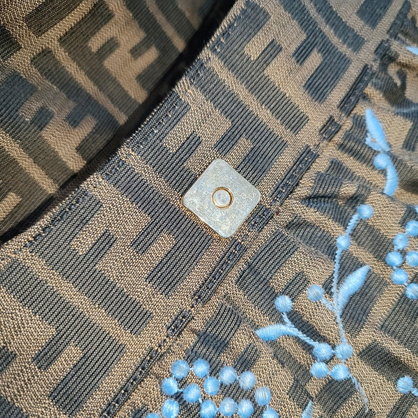Canvas Brown