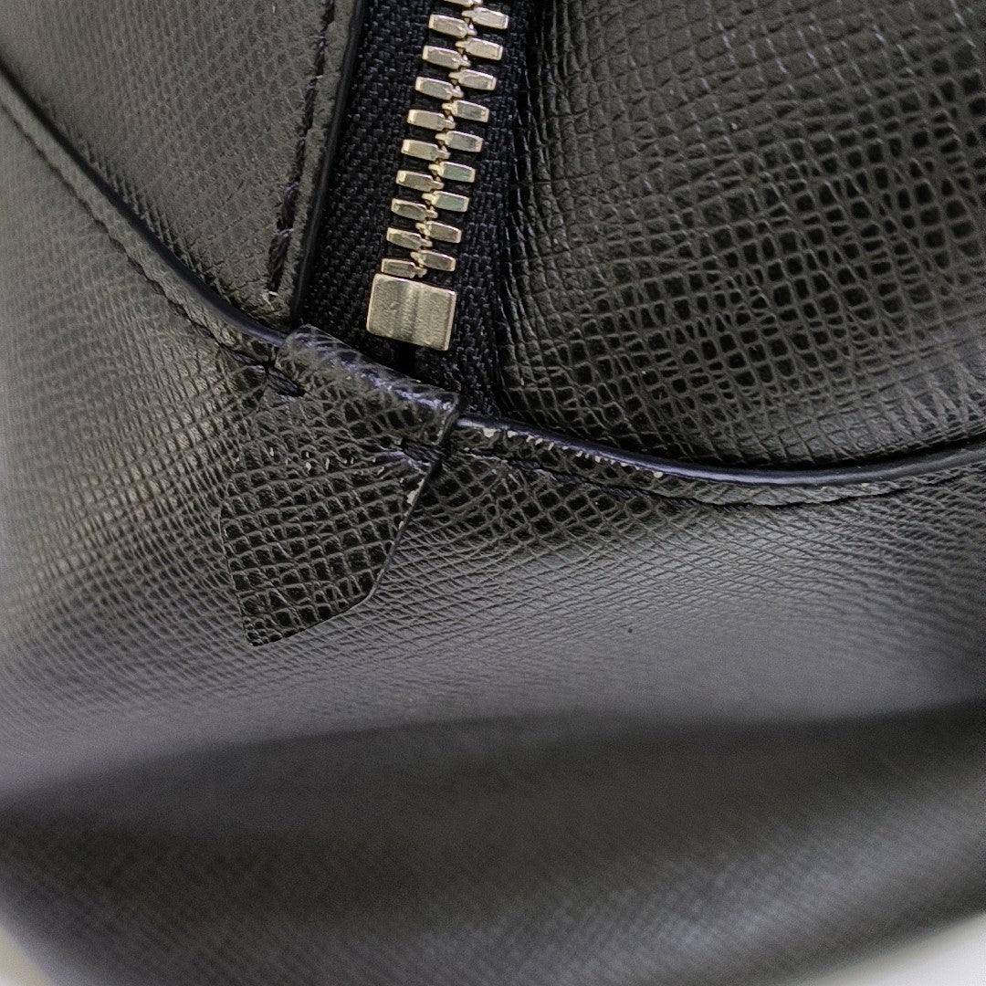 ANTON Calfskin Black