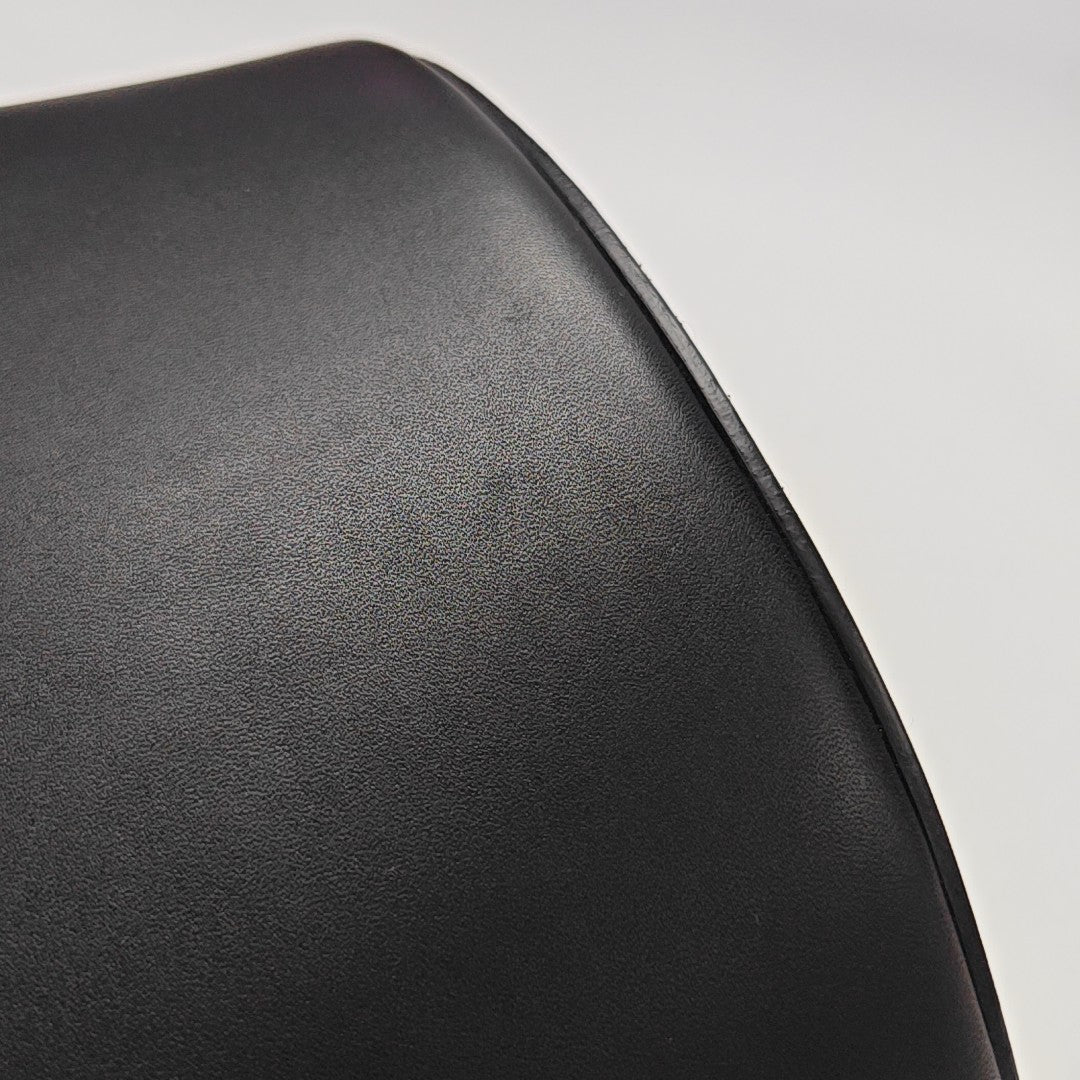 The Bucket Calfskin Black