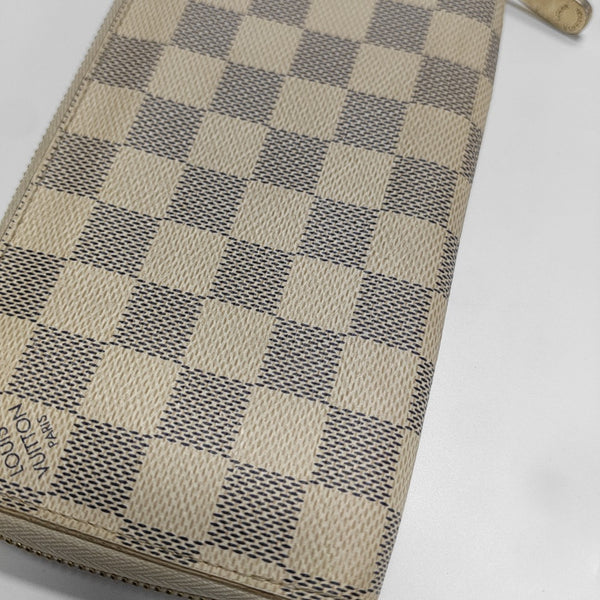 ZIPPY Damier Azur Coated Canvas White Wallet