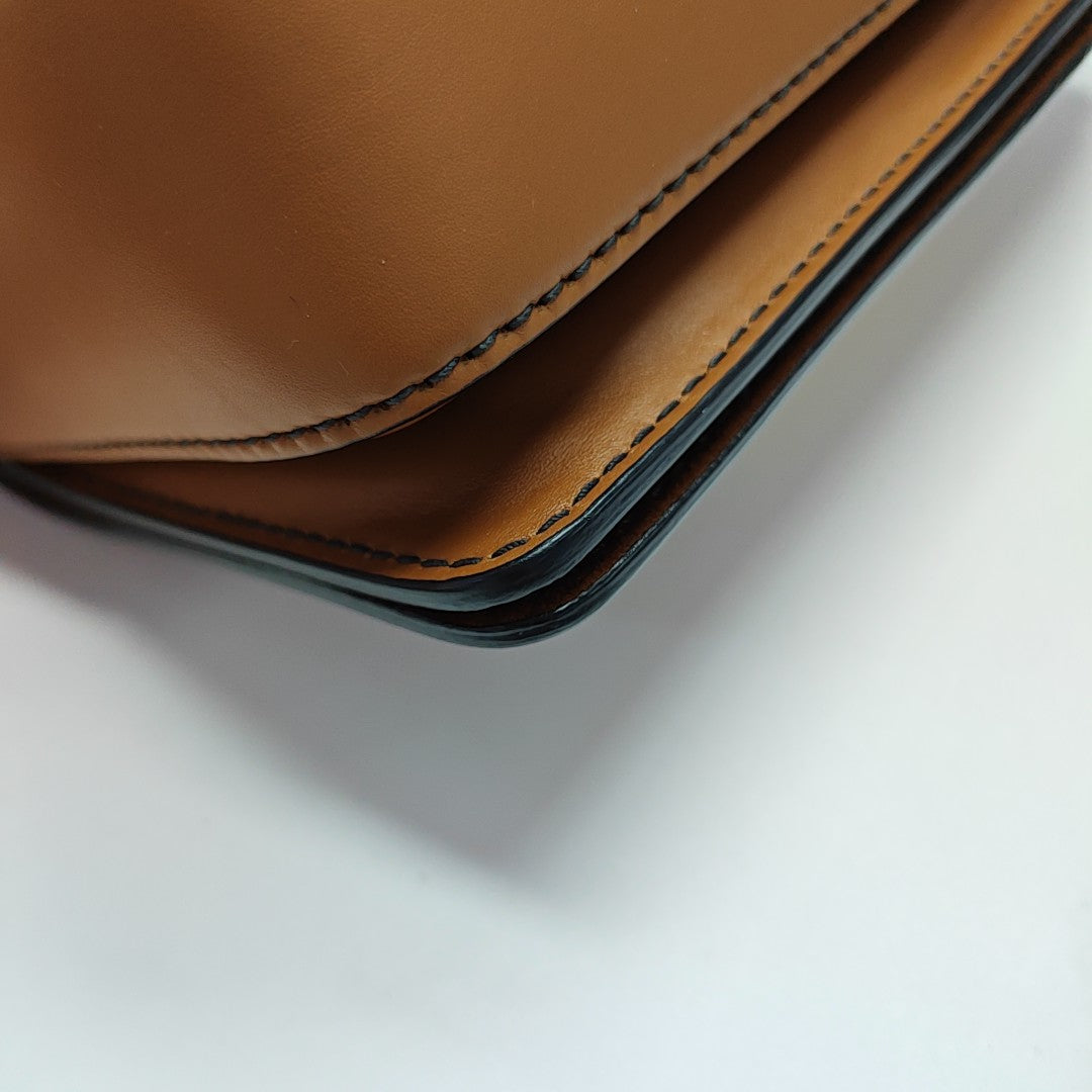 Dio(r)evolution Calfskin Brown