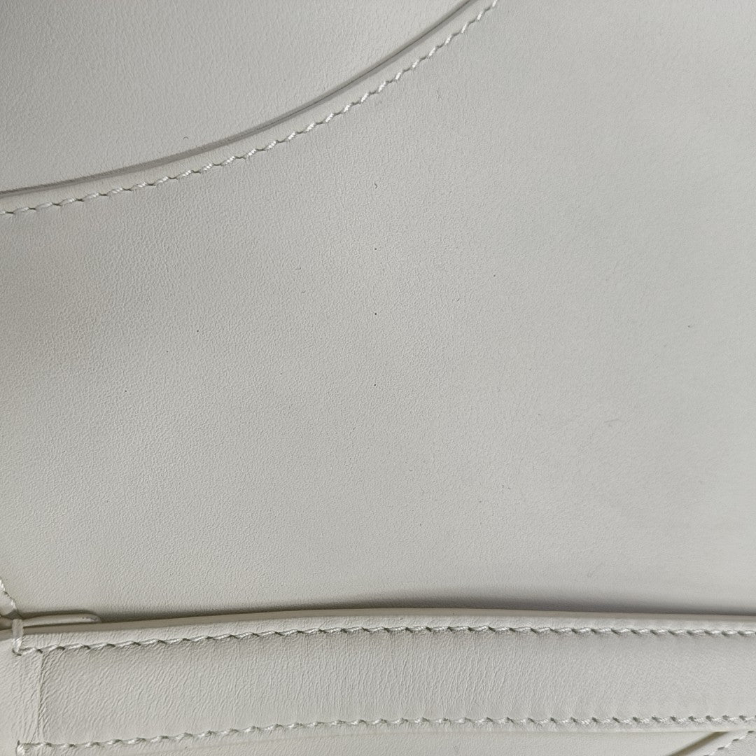 Saddle Small Calfskin White