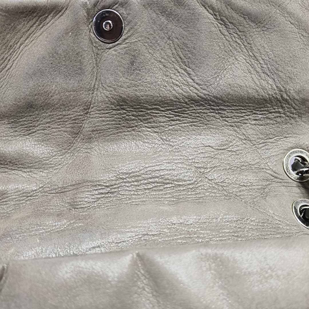 Bolso de Hombro Acolchado de Piel de Becerro Gris