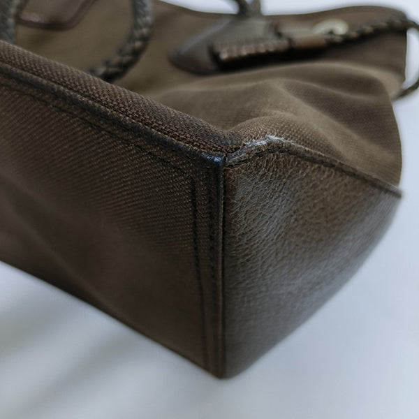Canvas Brown