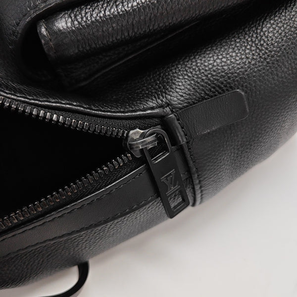 Takeoff Calfskin Black