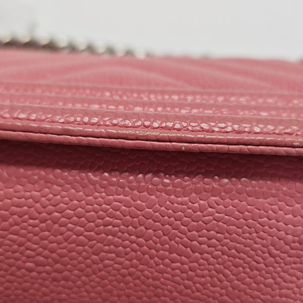 BOY CHANEL Small Chevron Grained Calfskin Pink