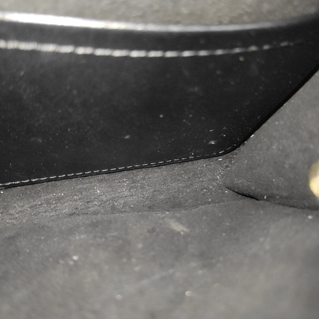 LOUISE GM Calfskin Black