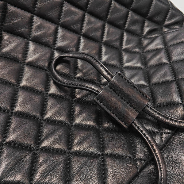 URBAN SPIRIT Small Quilted Lambskin Black