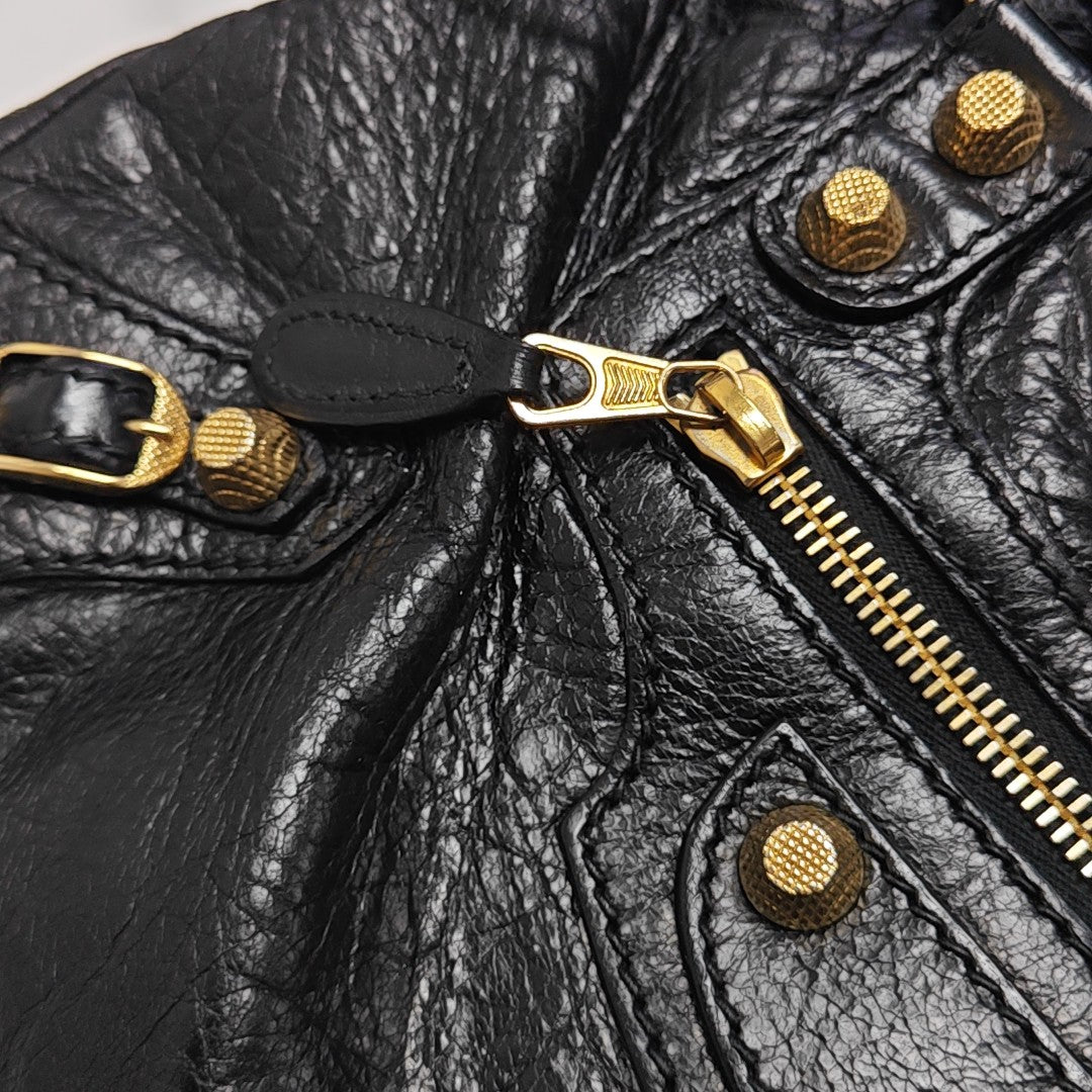 Classic City Small Lambskin Black