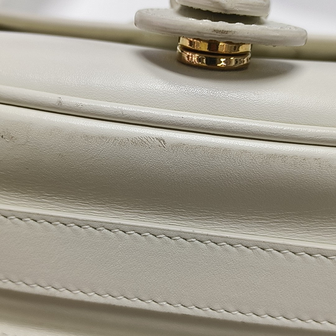 Bobby Medium Calfskin White