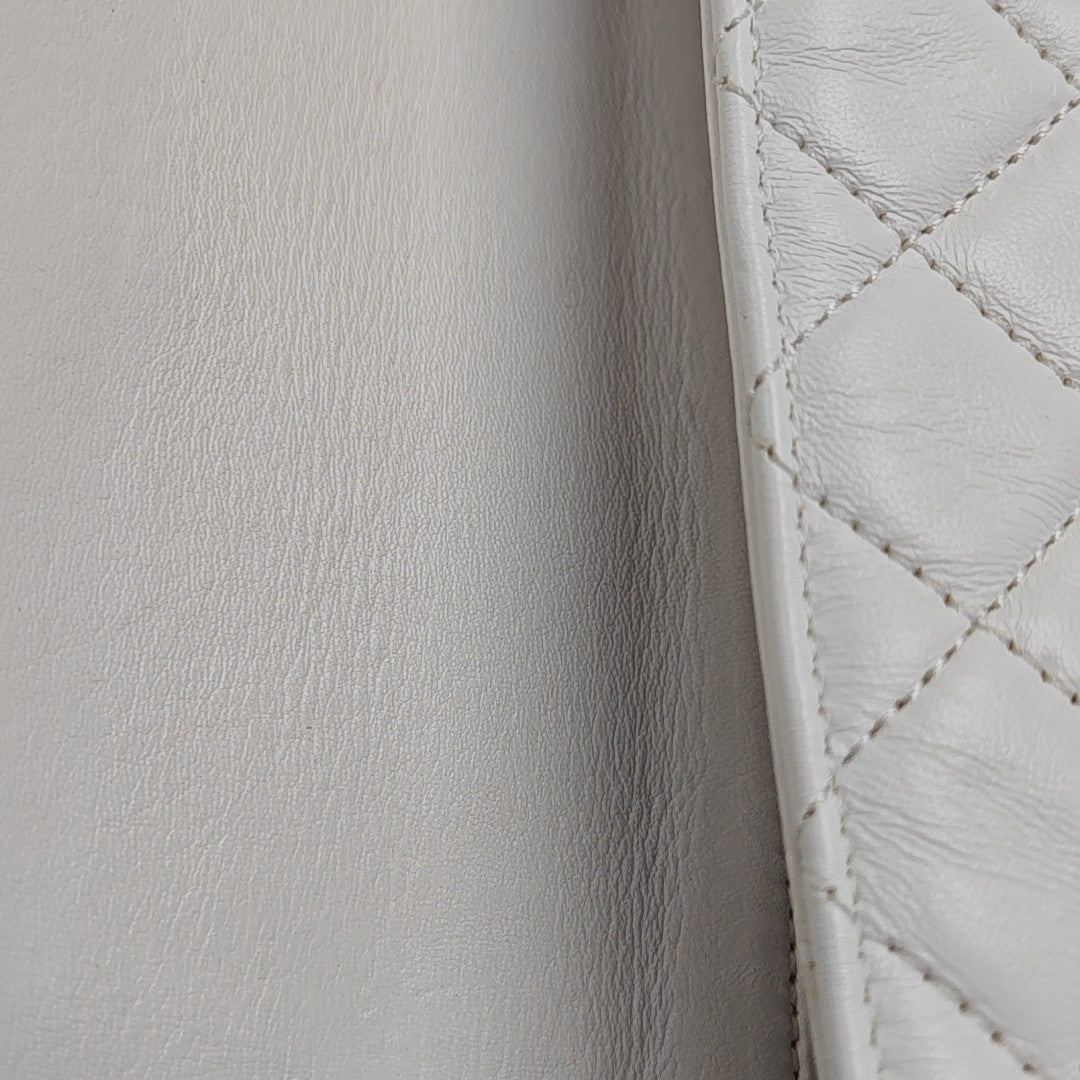 CLASSIC FLAP Mini Quilted Lambskin White