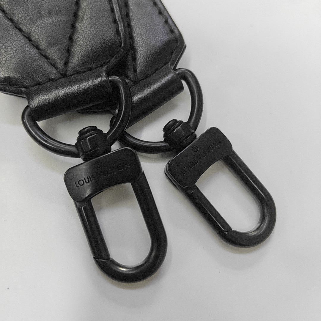 AEROGRAM Calfskin Black