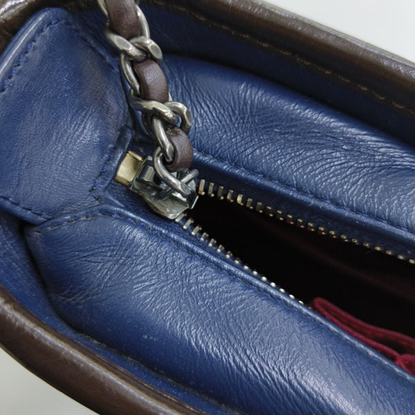 GABRIELLE Small Quilted Calfskin Blue
