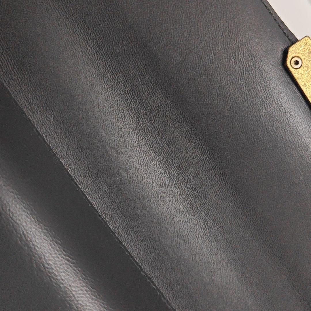 Piazza Calfskin Black