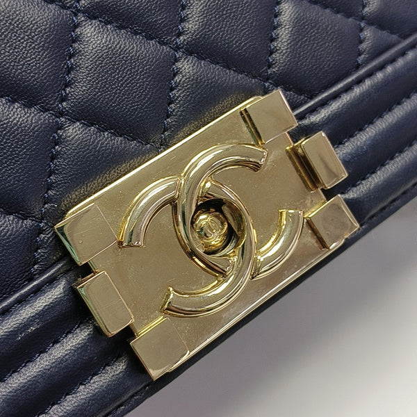 BOY CHANEL Medium Quilted Calfskin Blue