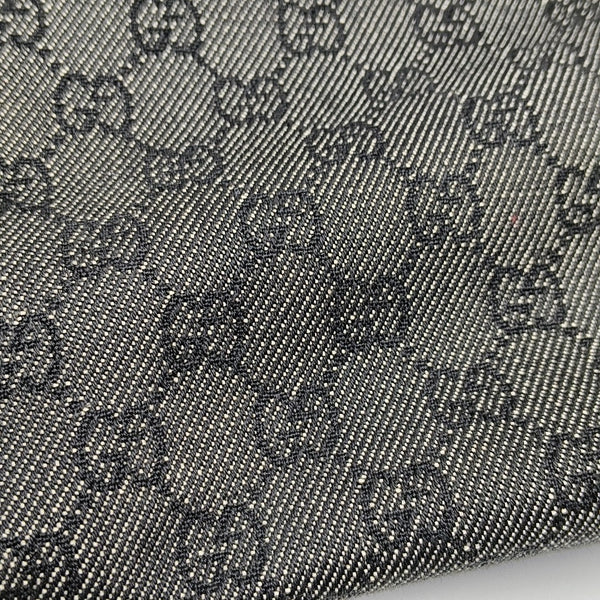 Monogram Canvas Black