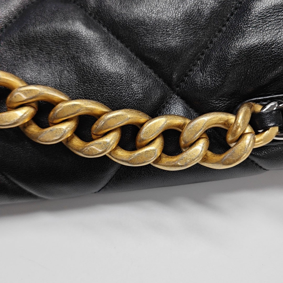 CHANEL 19 Large Quilted Lambskin Black