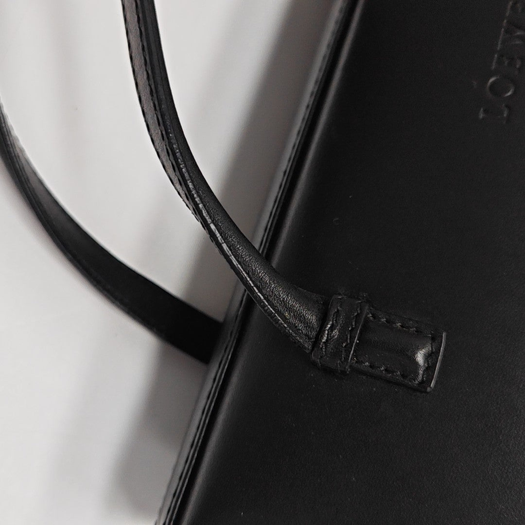 Postal Calfskin Black