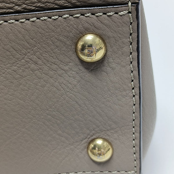 Peekaboo Medium Calfskin Beige