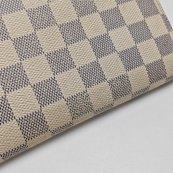 ZIPPY Damier Azur Coated Canvas White Wallet