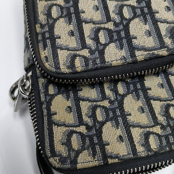 Rider Oblique Canvas Black