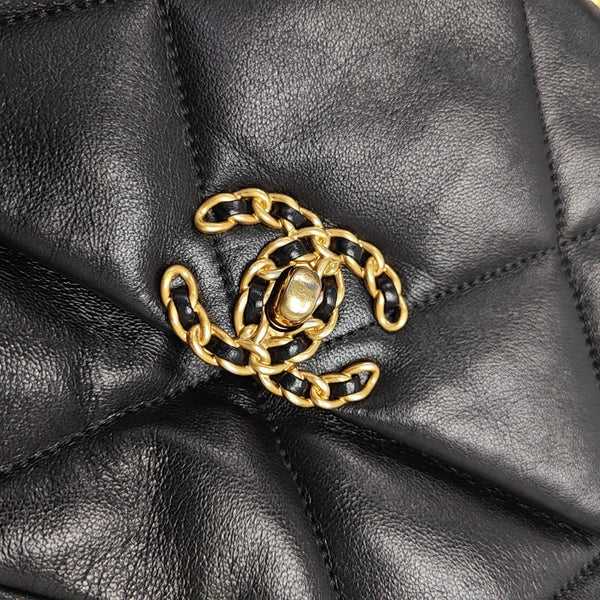 CHANEL 19 Small Quilted Lambskin Black