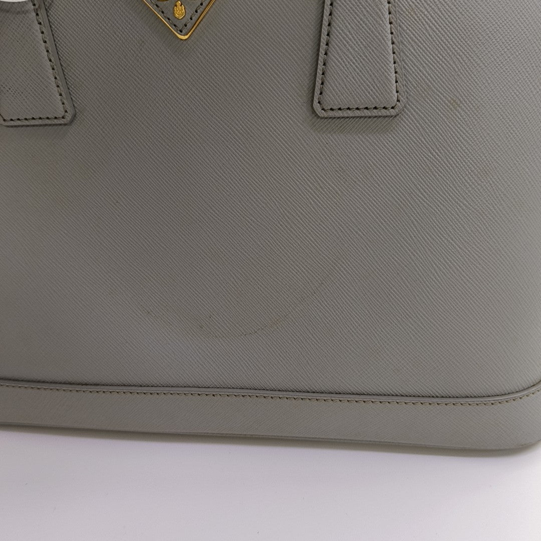 Promenade Saffiano Calfskin Gray
