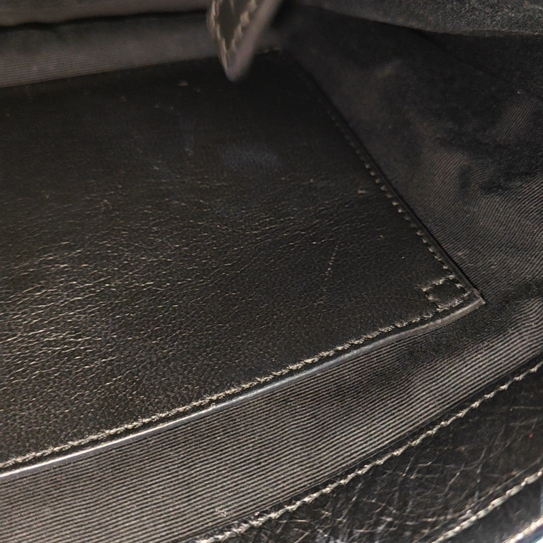 NIKI Medium Chevron Calfskin Black