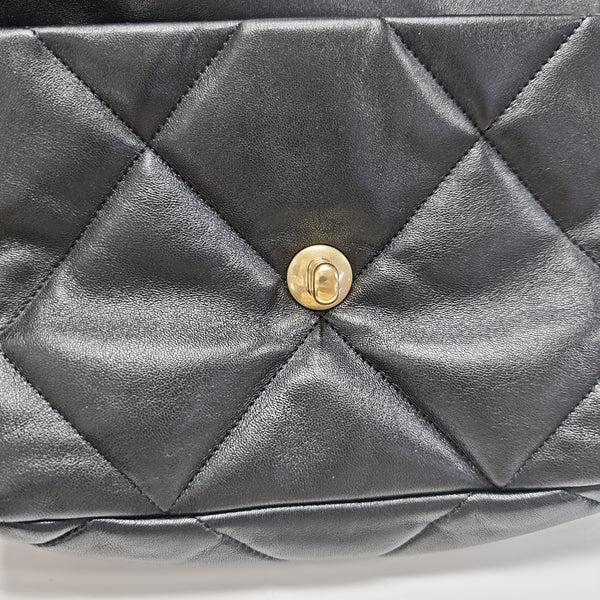 CHANEL 19 Small Quilted Lambskin Black