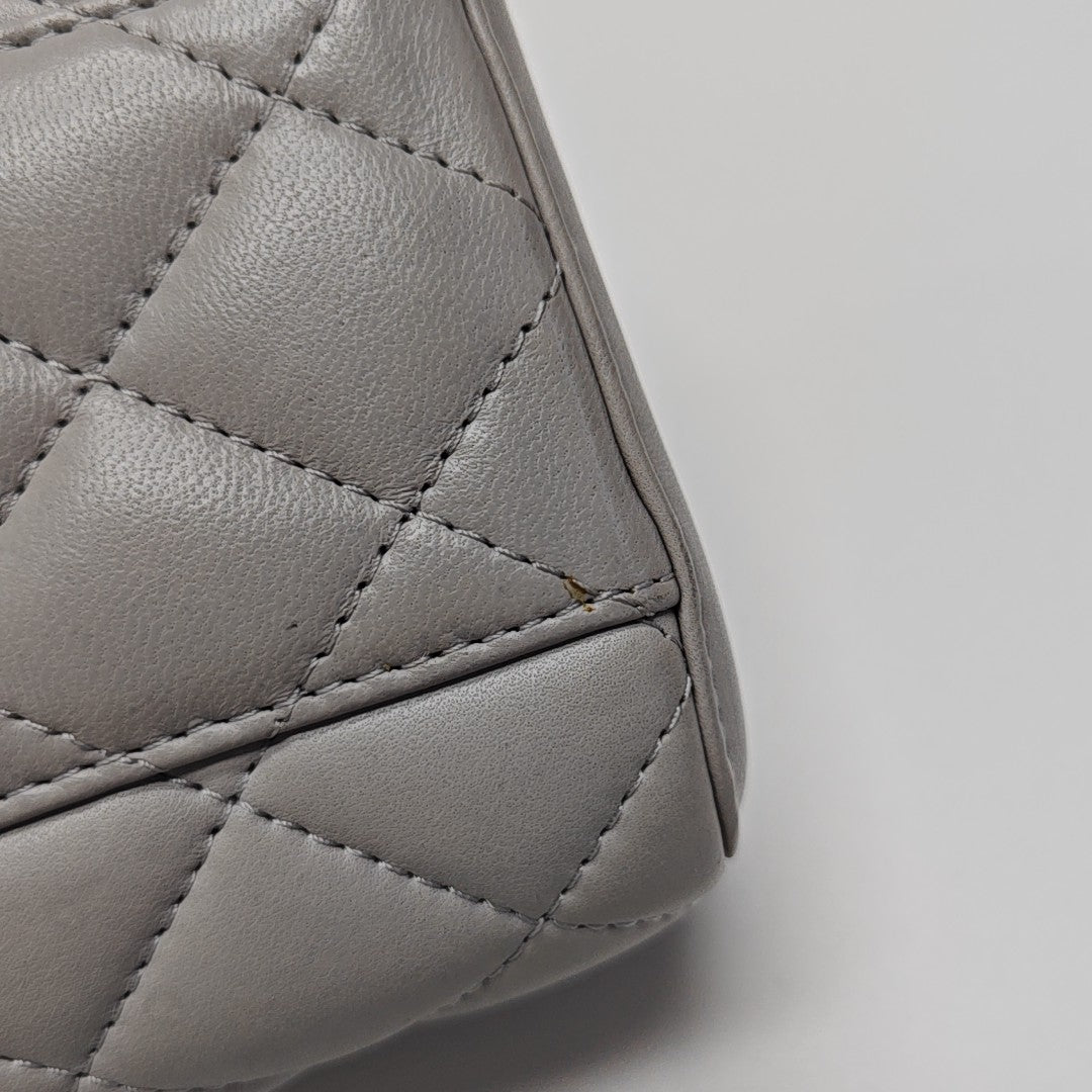 VANITY CASE Mini Quilted Lambskin Gray