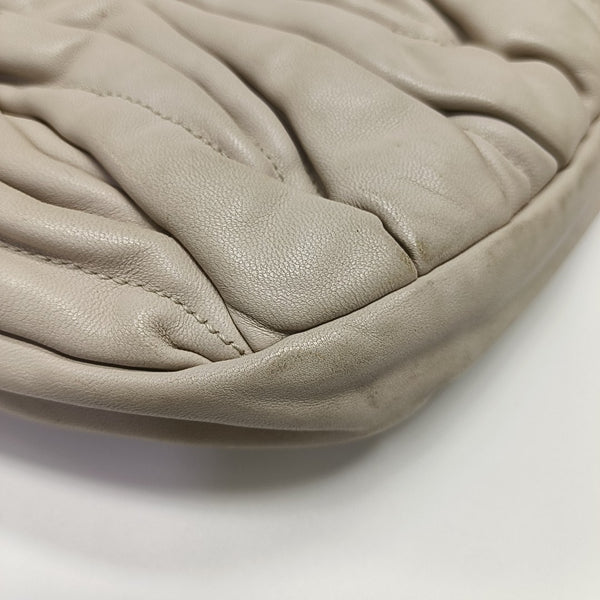 Miu Coffer Quilted Lambskin Beige