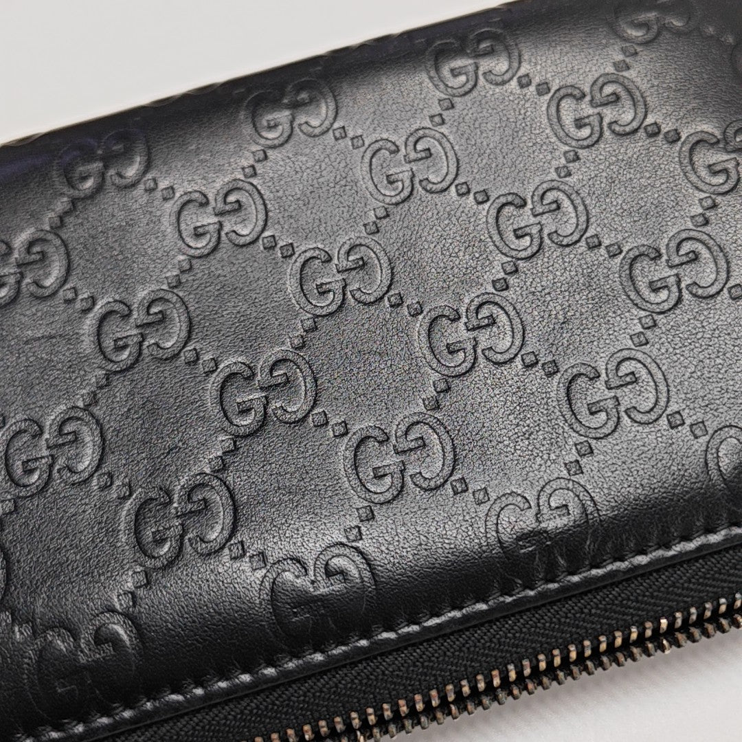 Signature Monogram Calfskin Black Wallet